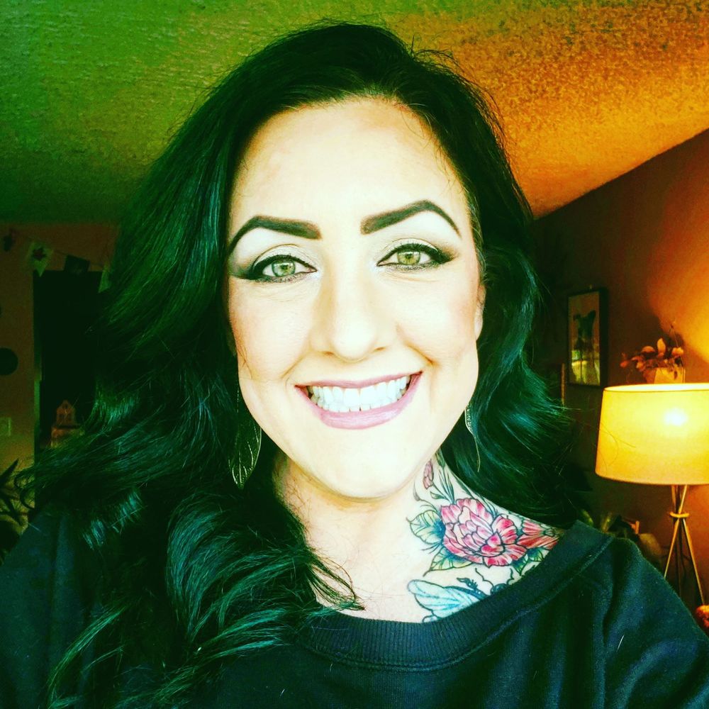 Meet your Posher, Carisa